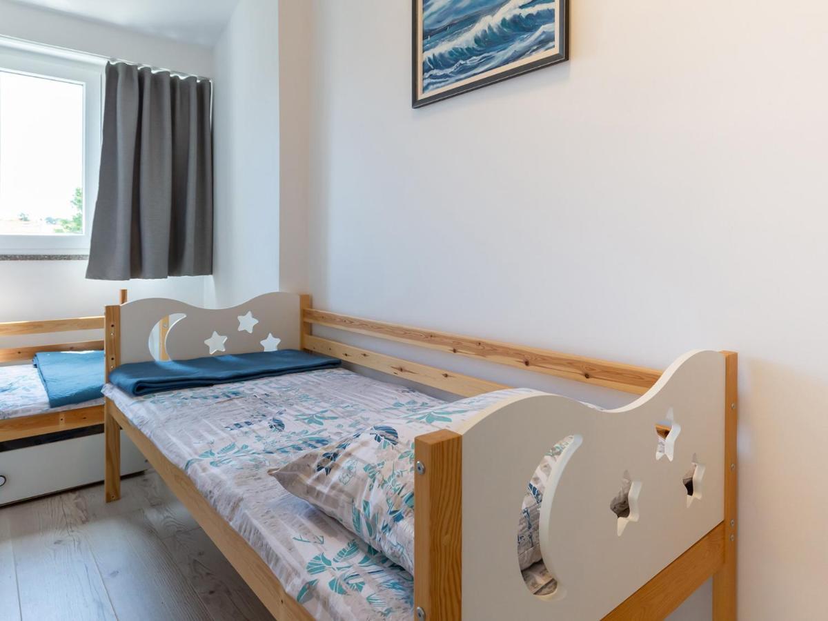 Amoroso Apartment 200M From Sea Porec Exterior photo